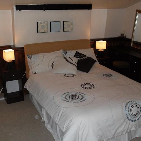 Hotel The Red Lion Chester Habitación foto