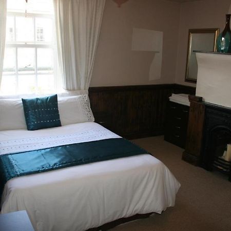 Hotel The Red Lion Chester Habitación foto